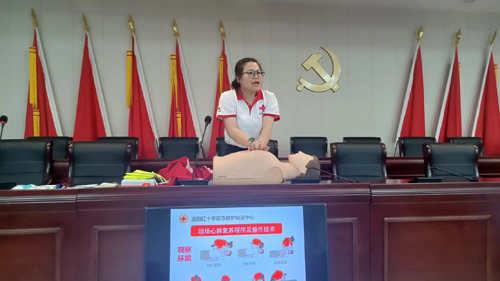 洛陽(yáng)公交集團(tuán)組織開展急救知識(shí)講座
